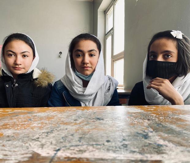 afghan-girls-school.jpg 