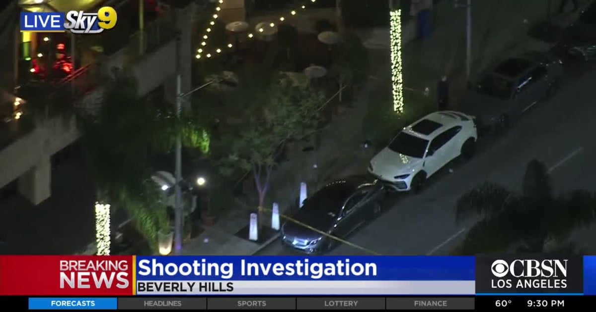 One Shot In Beverly Hills Robbery Outside Restaurant CBS Los Angeles(02)