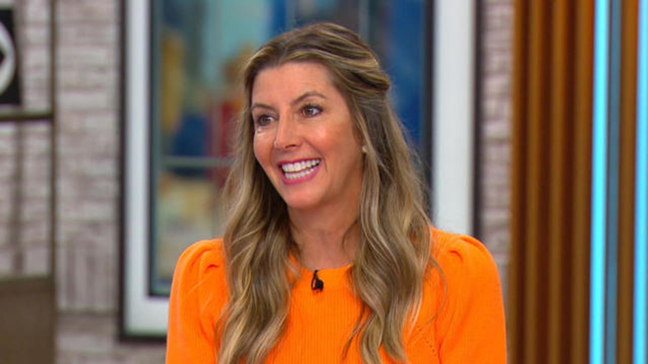 How Spanx Founder Sara Blakely Went From Selling Fax Machines to