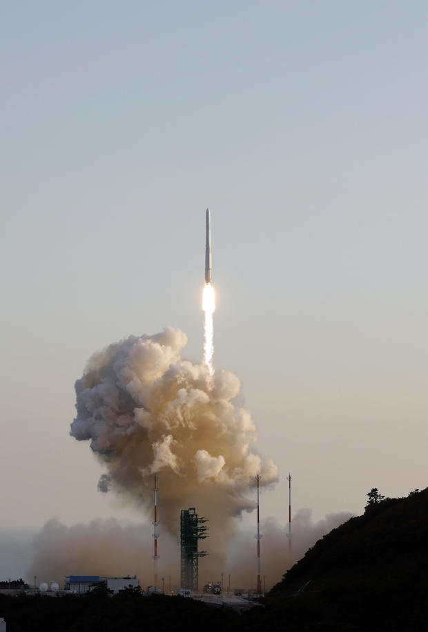 south-korea-nuri-rocket-launch.jpg 