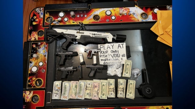 oakland_gambling_bust_102521.jpg 