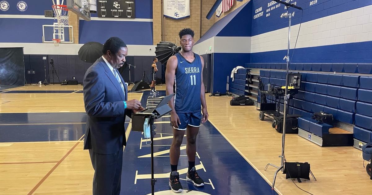 Media day proves high school basketball at Sierra Canyon is like none other  – Daily News