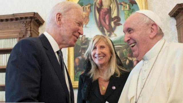 cbsn-fusion-president-biden-begins-european-trip-with-a-meeting-with-the-pope-then-tries-to-smooth-over-relations-with-an-old-ally-thumbnail-826028-640x360.jpg 
