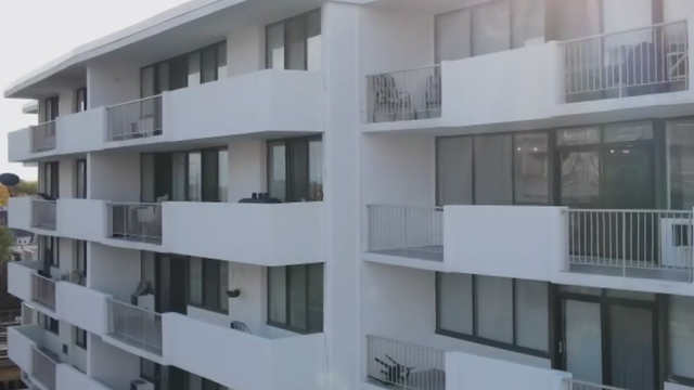 Oak-Park-Building.png 