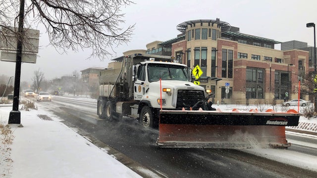 SNOWPLOW-CITY-OF-BOULDER-copy.jpg 