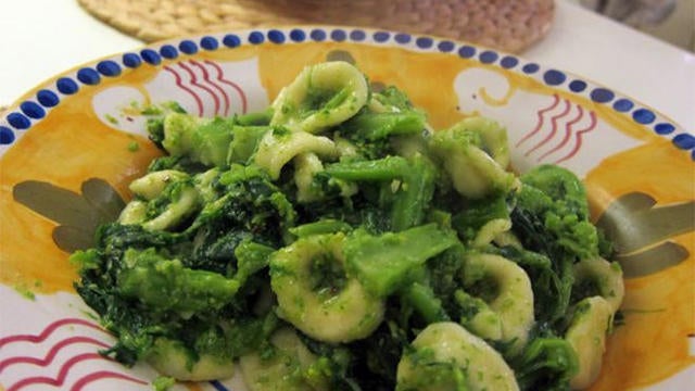 orecchiette-con-le-cime-di-rapa-elizabeth-minchilli-660.jpg 