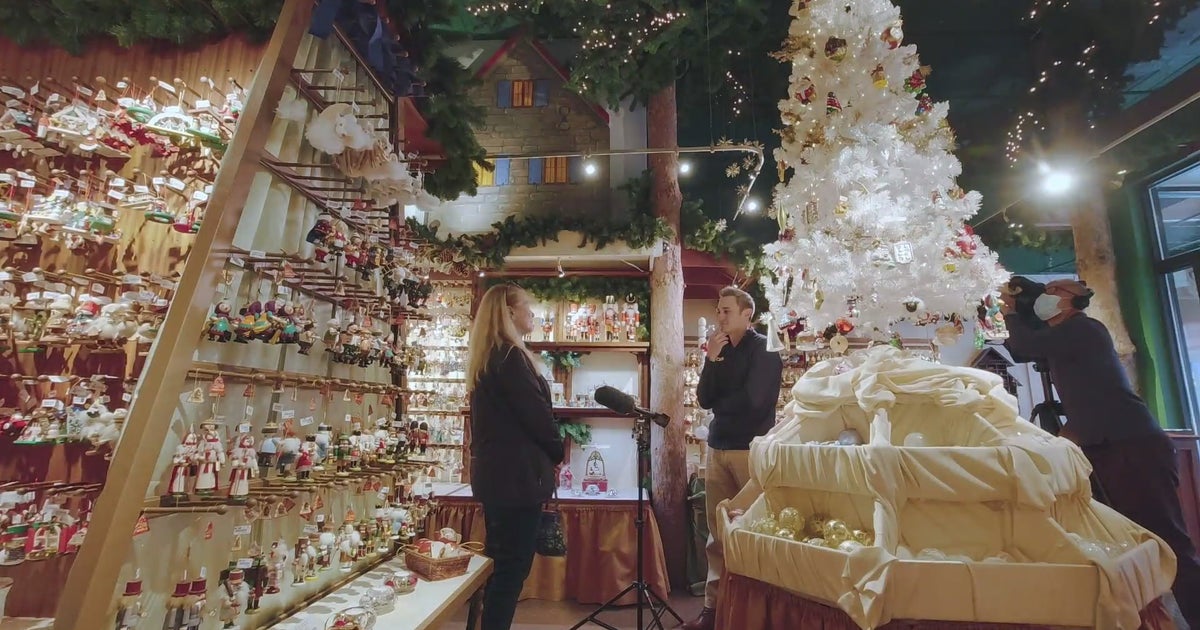 Can Putting Up Holiday Decorations Make You Happier? CBS Minnesota