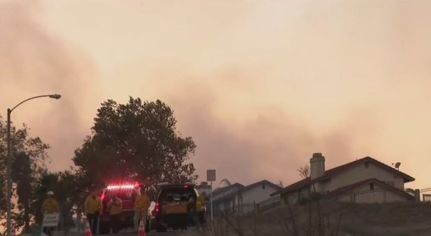 Firefighters Continue To Handle 16-Acre Wildfire Near Riverside Homes 