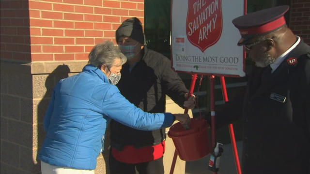 Bell-Ringers-Salvation-Army.jpg 