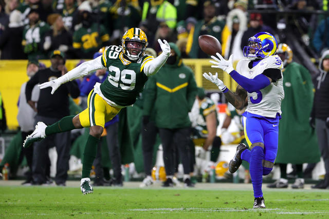 Packers deliver Rams their third straight loss fueled by critical