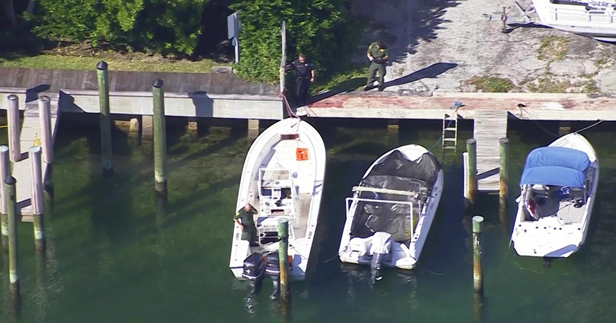 Migrants Come Ashore In Bay Harbor Islands CBS Miami