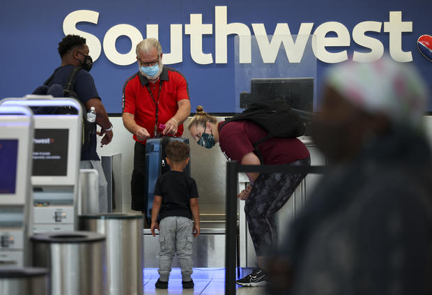 Southwest Airlines Experiences Major Flight Cancellations Across U.S. 