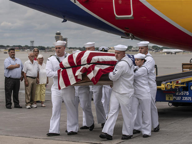 Pearl Harbor sailor returns home 