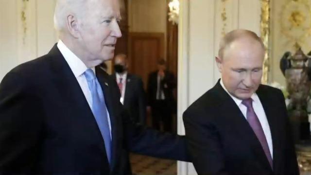 cbsn-fusion-president-biden-and-russias-vladimir-putin-hold-video-call-amid-russia-ukraine-tensions-thumbnail-851070-640x360.jpg 