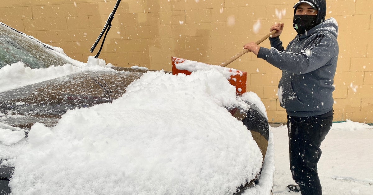 Denver Metro Area Finally Gets A Snowstorm - CBS Colorado