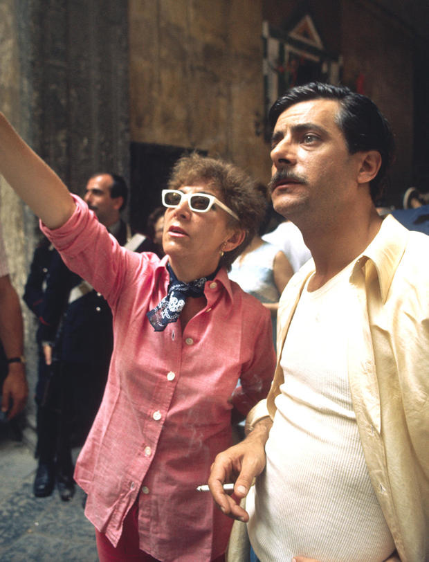 Movie Director Lina Wertmuller With Giancarlo Giannini On The Set Of Pasqualino 