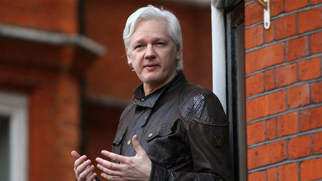 julianassange-853020-640x360.jpg 