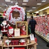 1224-ctm-holidayretail-jones-862334-640x360.jpg 