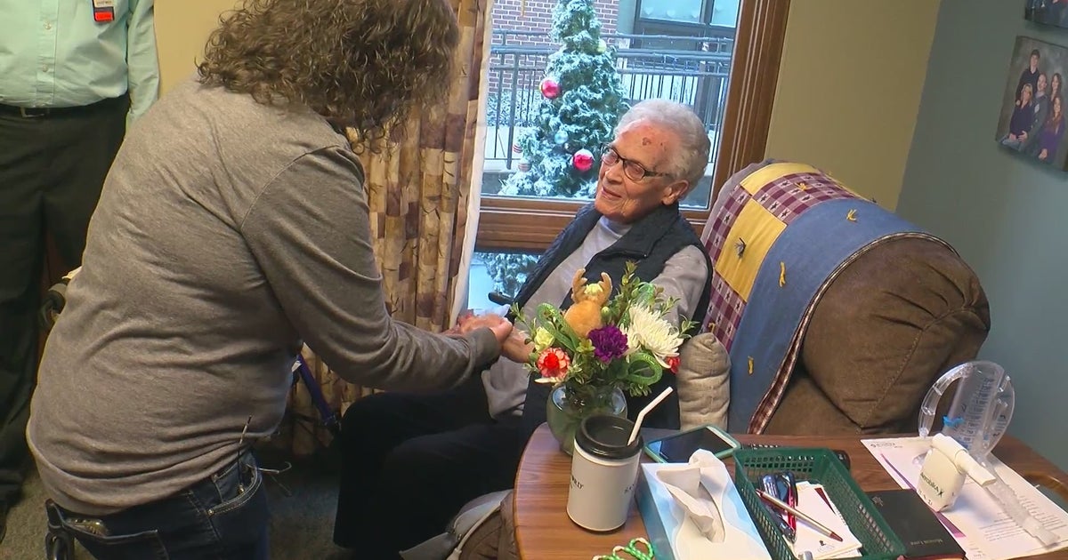 Canby Bands Together To Deliver Holiday Cheer To Seniors CBS Minnesota