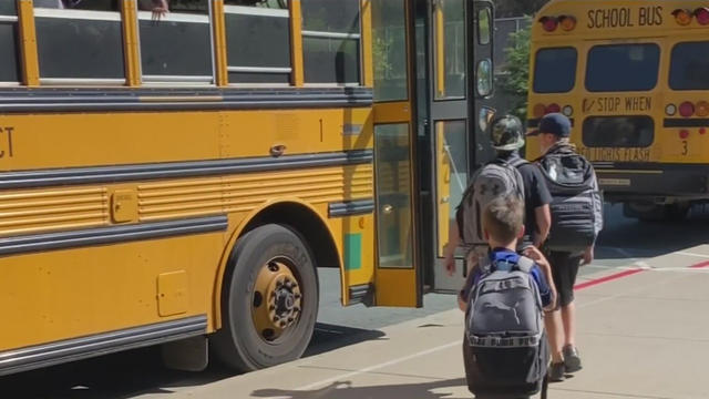 school-bus.jpg 