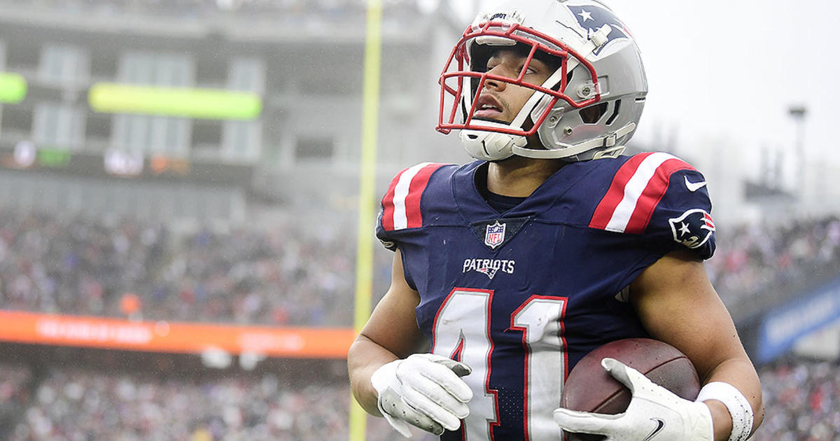 Patriots place Myles Bryant, William Sherman on COVID-19 reserve list 