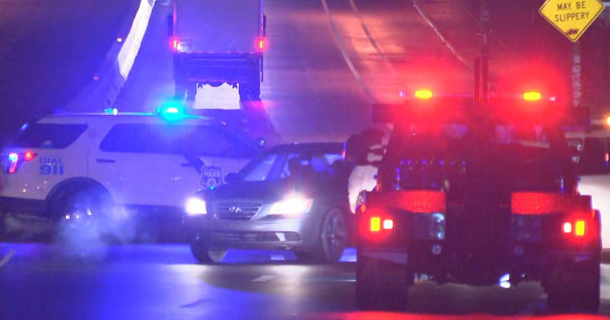 Up To 20 Vehicles Crash On Passyunk Avenue Bridge In South Philadelphia ...