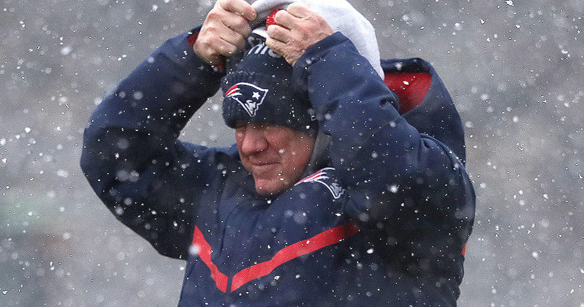 Patriots WRs celebrated Super Bowl drunk at sushi, helping 'little old  lady' in snowstorm 