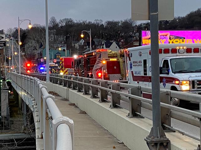 People Injured In Crash On Homestead Grays Bridge 