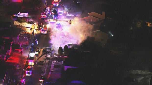 W17th place golden House Fire 