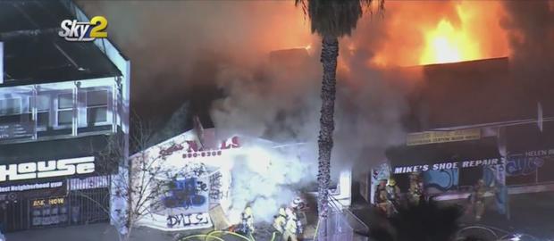 Greater-Alarm Blaze Engulfs Sherman Oaks Strip Mall 