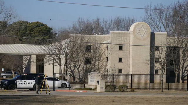 0117-ctm-txsynagoguehostages-villafranca-web-875191-640x360.jpg 
