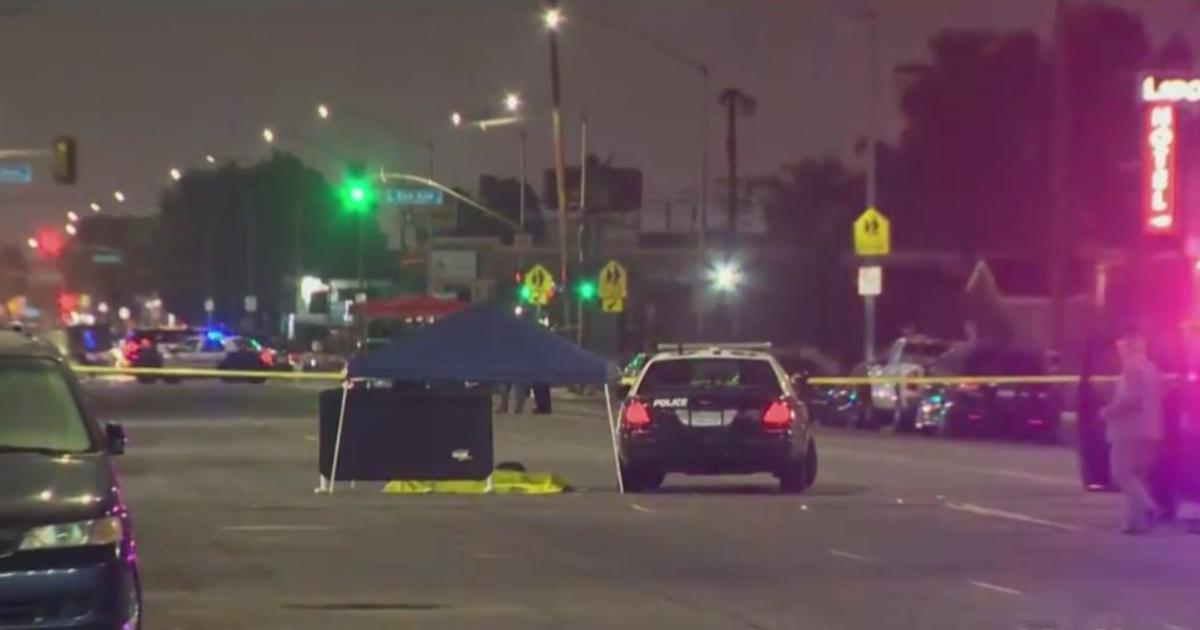 Huntington Park Police Shoot, Kill KnifeWielding Suspect CBS Los Angeles