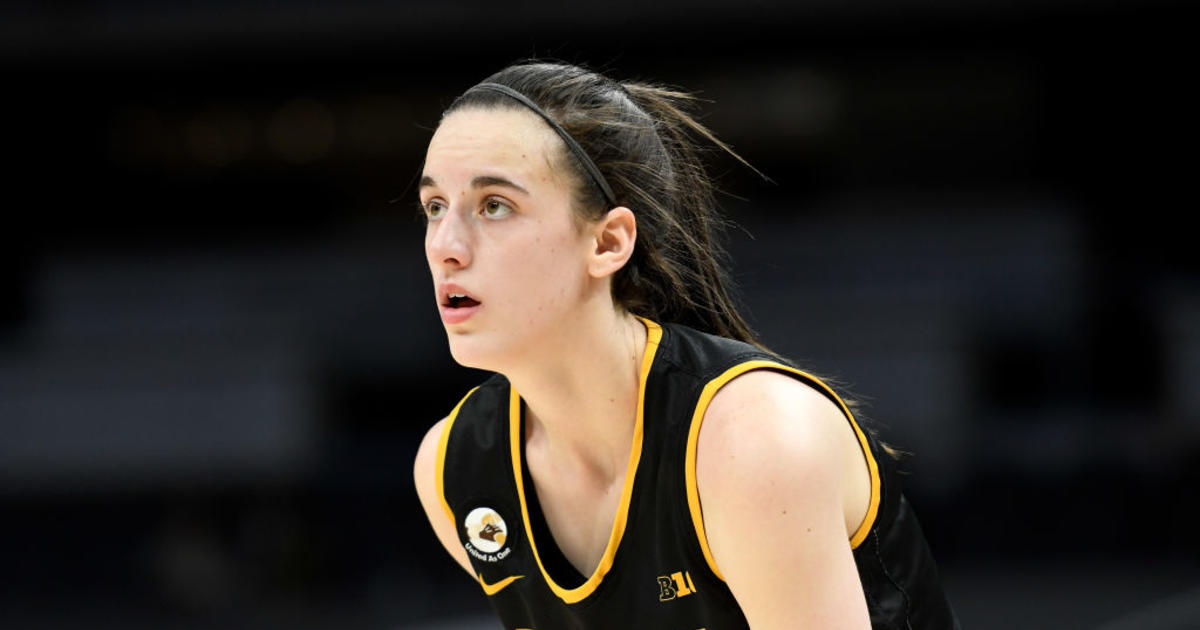 Iowa Hawkeyes Star Caitlin Clark Creates Buzz at Chicago Cubs