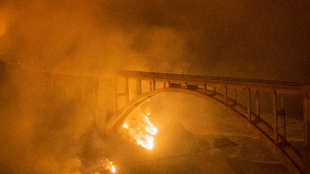 big-sur-fire-ap-photo.jpg 