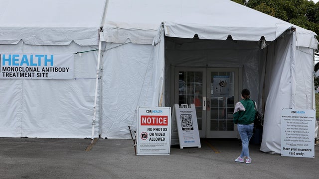 Nurse at a COVID-19 treatment site in Florida 