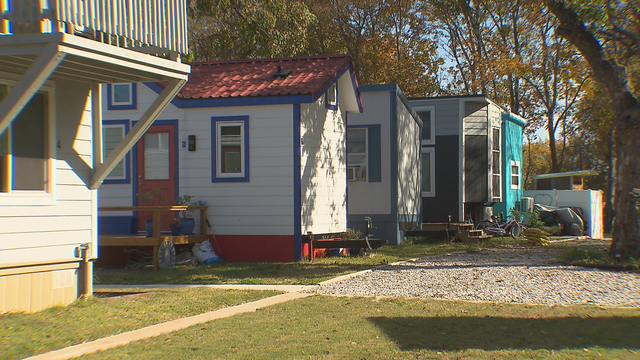 Tiny-House-2.png 