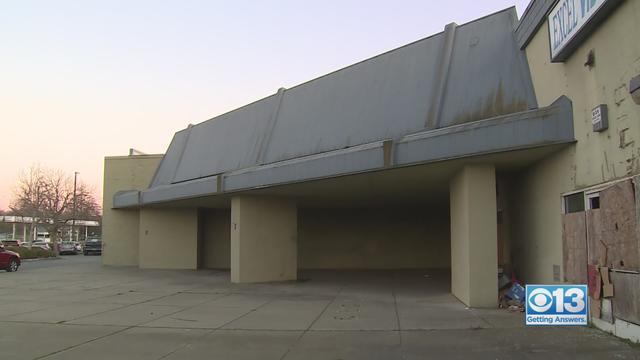 old-peach-tree-mall-building.jpeg 