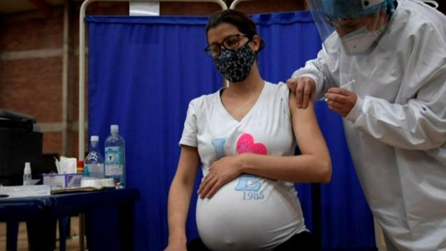 cbsn-fusion-cdc-says-covid-19-vaccine-are-safe-for-pregnant-women-thumbnail-882553-640x360.jpg 