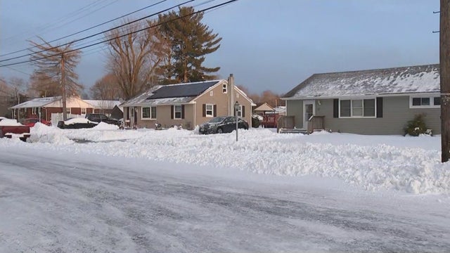 Payoute-10p-PKG-Williamstown-Snow-012922_frame_3040.jpg 