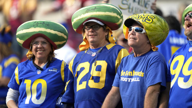 Rams Fans Clamor To Get NFC Championship Gear After Thrilling Win - CBS Los  Angeles