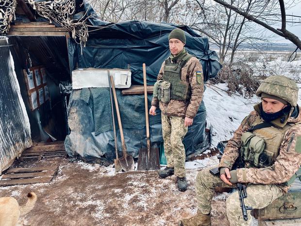ukraine-trenches-front-line.jpg 