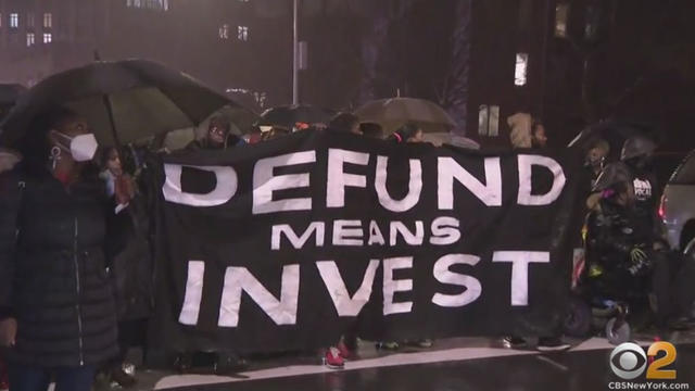 defund.jpg 