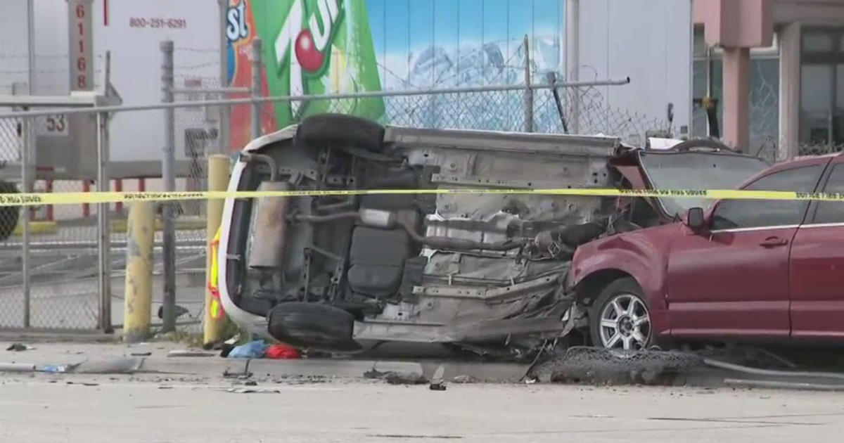 Driver Killed In Rollover Crash In NW Dade - CBS Miami