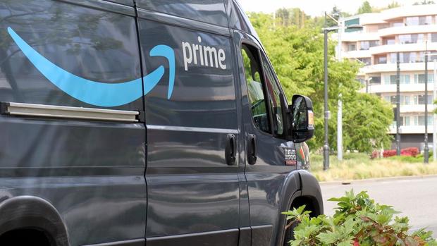 Amazon Prime delivery van 