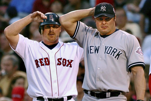 Former MLB player Jeremy Giambi found dead at his parents' California home  at age 47 - CBS News