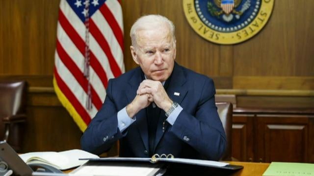 cbsn-fusion-president-biden-urges-putin-to-engage-in-de-escalation-and-diplomacy-thumbnail-894967-640x360.jpg 