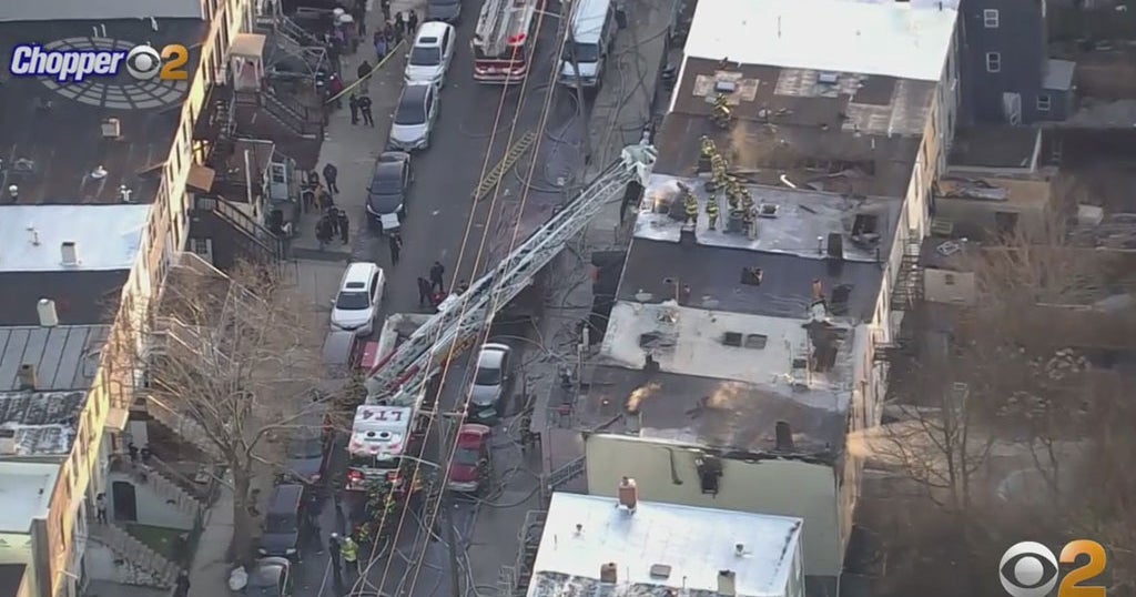 1 Injured After Fire Burns Through 5 Jersey City Homes - CBS New York