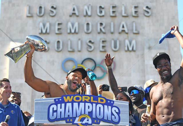 Odell Beckham & Matthew Stafford PARTY At LA Rams Super Bowl Parade! Aaron  Donald RIPS HIS SHIRT!? 