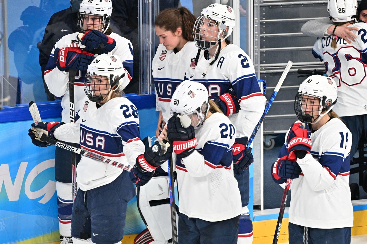 Canada beats U.S. 32 to win women's hockey gold at Beijing Olympics