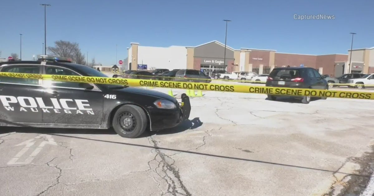 Police Investigate Reported Shooting At Waukegan Walmart - CBS Chicago